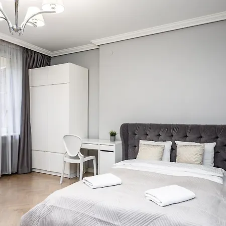 Rentplanet - Krasinskiego Apartamento Cracóvia